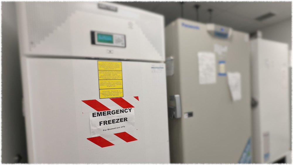Emergency freezer